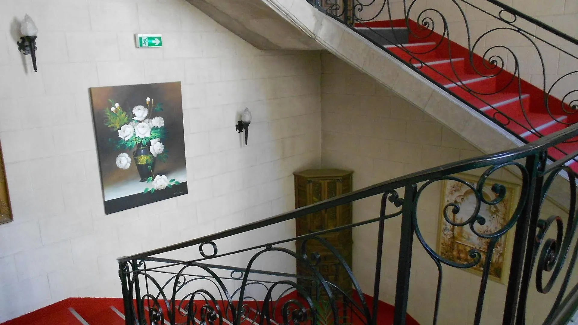 Hotel Le Medieval Palais Des Papes Avignon