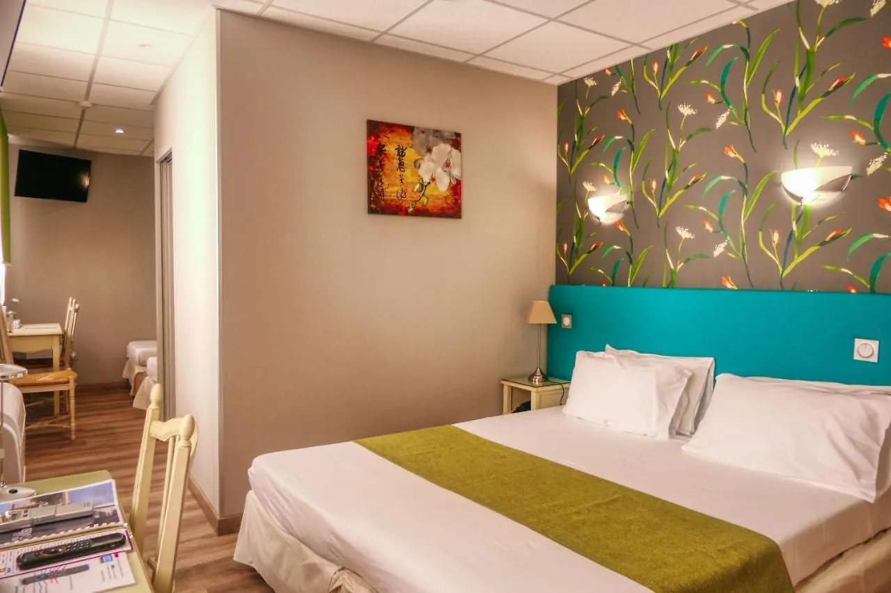 Hotel Le Medieval Palais Des Papes Avinyon 3*,