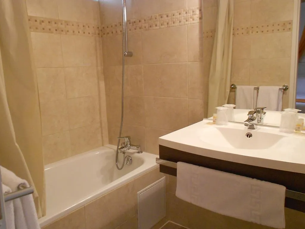 Hotel Le Medieval Palais Des Papes Avinyon