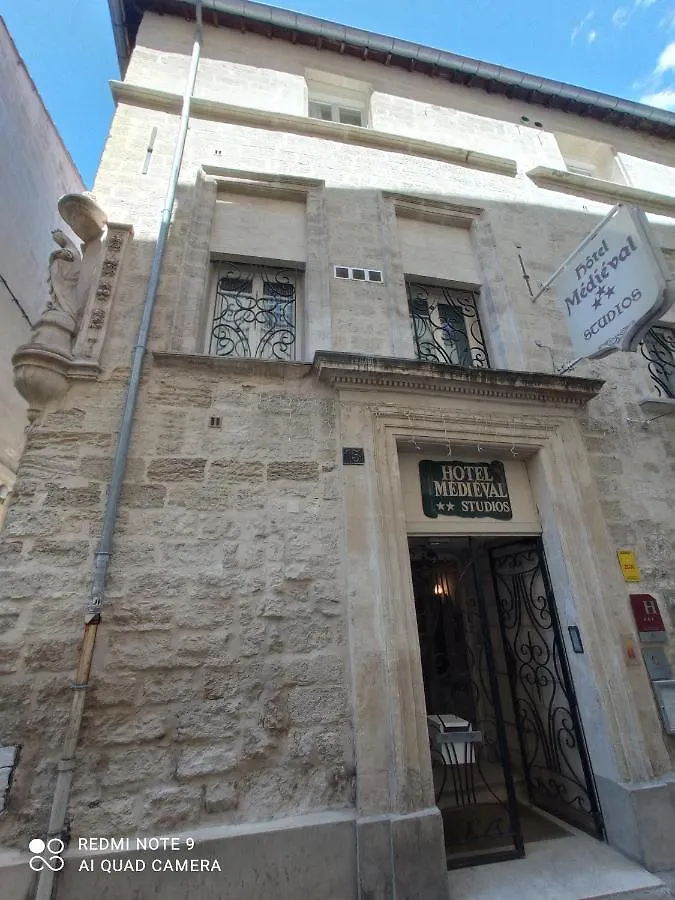 Hotel Le Medieval Palais Des Papes Avinyon