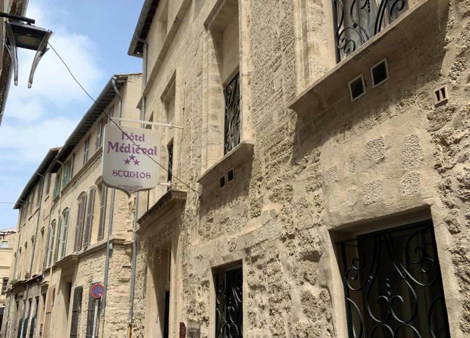 Hotel Le Medieval Palais Des Papes Avinyon