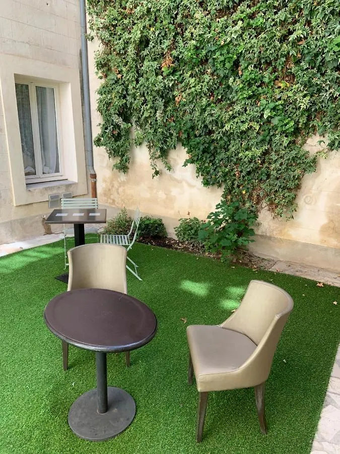 Hotel Le Medieval Palais Des Papes Avinyon Fransa